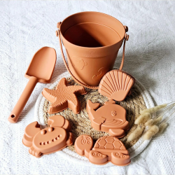 Seau d'été en silicone avec formes marines - Rouille