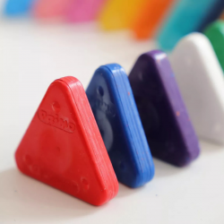 Crayons de cire triangulaires, 12 couleurs dont or et argent
